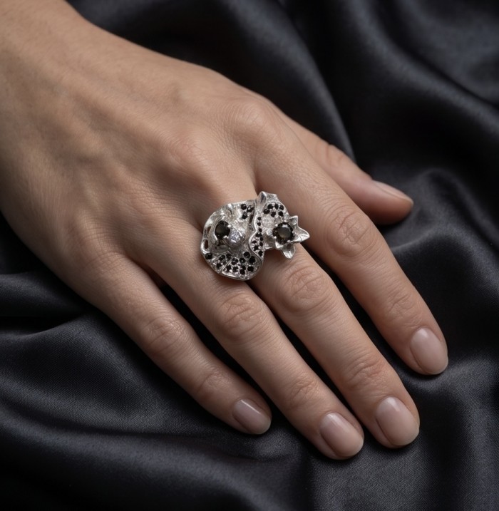 Blue Flowers 10.2 carat natural Sapphire .925 Sterling Silver dipped in rhodium Perfectly handcrafted Ring s. 8 - Sterling silver ring with sapphires worn on hand, top view.