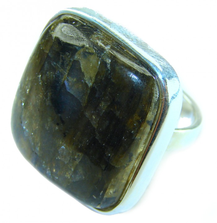 Shimmering Natural Labradorite .925 Sterling Silver handcrafted Large ring size 8 adjustable - Labradorite close-up in .925 Sterling Silver setting, angled view.