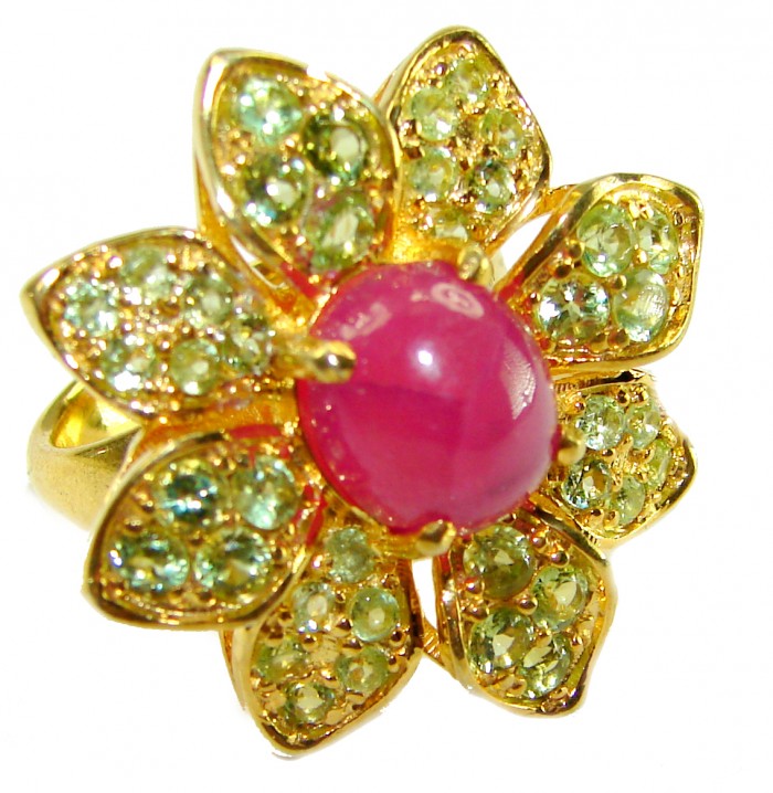Enchanted Beauty 10.9 carat natural Kashmir Ruby Peridot 18K Gold over .925 Sterling Silver Huge handcrafted Ring s. 7 1/4 - Close-up of floral ring with central Kashmir Ruby and Peridot accents.