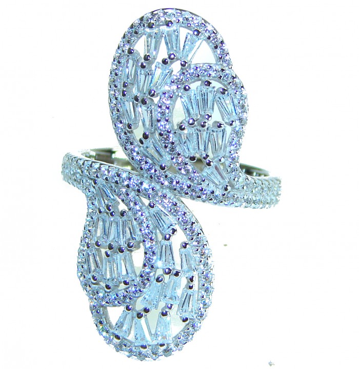 8.8 carat White Topaz .925 Sterling Silver brilliantly handcrafted ring s. 7 1/4 - Intricate white topaz sterling silver ring, top view showing detail
