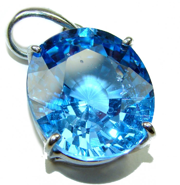 Pacifica fancy oval cut 16.5 carat London Blue Topaz .925 Sterling Silver handmade Pendant - Close-up of Pacifica fancy oval cut 16.5 carat London Blue Topaz pendant