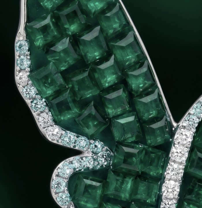 Incredible Butterflies genuine 15.5 CARAT Emerald .925 Sterling Silver handcrafted Earrings - Close-up of emerald butterfly jewelry with diamond accents