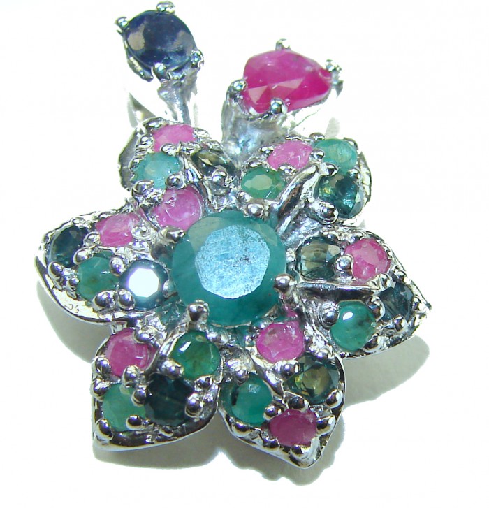 Authentic 10.5 carat Ruby Emerald Sapphire .925 Sterling Silver handcrafted Pendant - Close-up of flower-shaped ruby, emerald, sapphire sterling silver ring