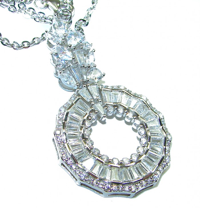 Exceptional quality - Art Deco 28.2 carat White Topaz .925 Sterling Silver handcrafted Necklace - Art Deco white topaz pendant close-up, exceptional quality, 28.2 carats.
