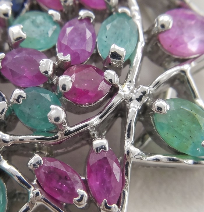 20.5 carat Authentic Kashmir Ruby Emerald Sapphire .925 Sterling Silver handcrafted Pendant and Brooch - Stone close-up of Kashmir ruby, emerald, sapphire in silver setting.