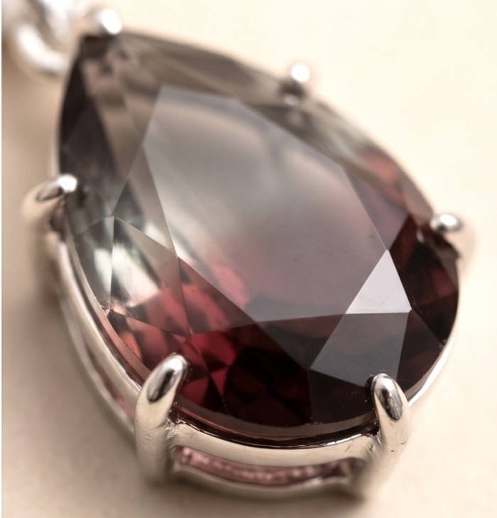 From dawn to dusk authentic 11.2 carat Brazilian Smoky Topaz .925 Sterling Silver Perfectly handcrafted pendant - Close-up of 11.2 carat Brazilian Smoky Topaz pendant.