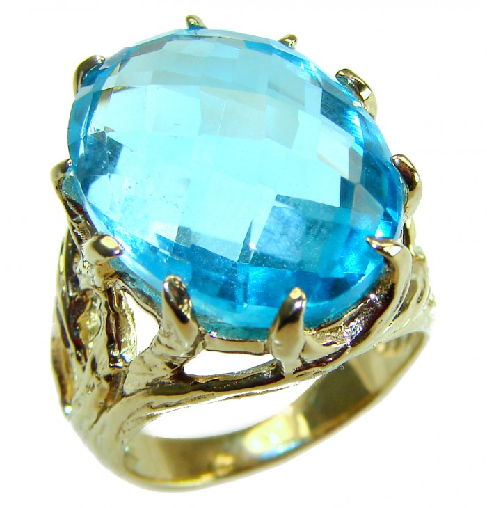 Rare finding - Costa del Sol 33.8 carat Swiss Blue Topaz 18K Gold over .925 Sterling Silver Handcrafted Large Statement Ring size 7 - Close-up of Costa del Sol 33.8 carat Swiss Blue Topaz ring setting