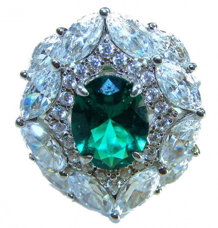 5.5 ctw Colombian Emerald .925 Sterling Silver handcrafted Statement .925 Sterling Silver Statement Ring size 7 1/4 - Close-up of 5.5 ctw Colombian Emerald in .925 Sterling Silver setting.