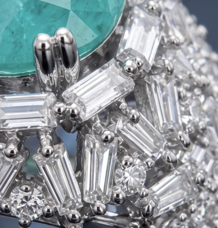 Elizabeth round cut 6.2 carat Colombian Emerald .925 Sterling Silver dipped in Rhodium handcrafted Ring size 9 - Close-up of round-cut 6.2 carat Colombian emerald with diamonds