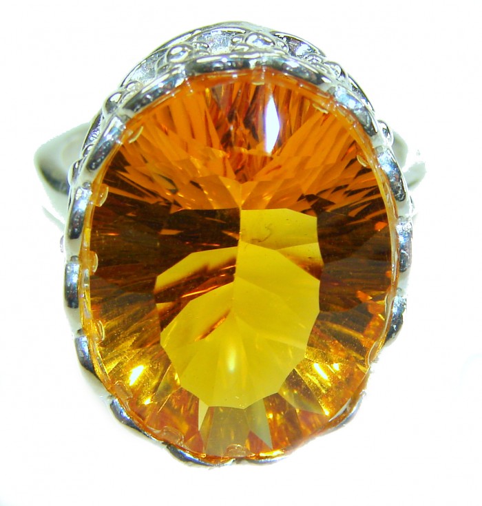 Solid 18.8 carat Genuine Lemon Quartz .925 Sterling Silver handcrafted ring size 8 3/4 - Close-up of lemon quartz stone in sterling silver ring setting.
