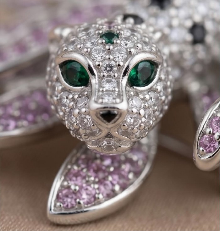 Pink Cheetah authentic 12.5 carat Swiss Blue Topaz .925 Sterling Silver Handcrafted pendant brooch - Close-up of jeweled cheetah head with green eyes and pink accents.