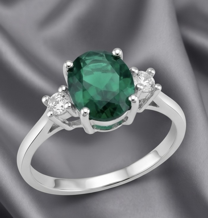 3.4 carat natural Colombian Emerald .925 Sterling Silver handmade Statement Ring size 7 - Close-up of 3.4 carat emerald ring in sterling silver setting.