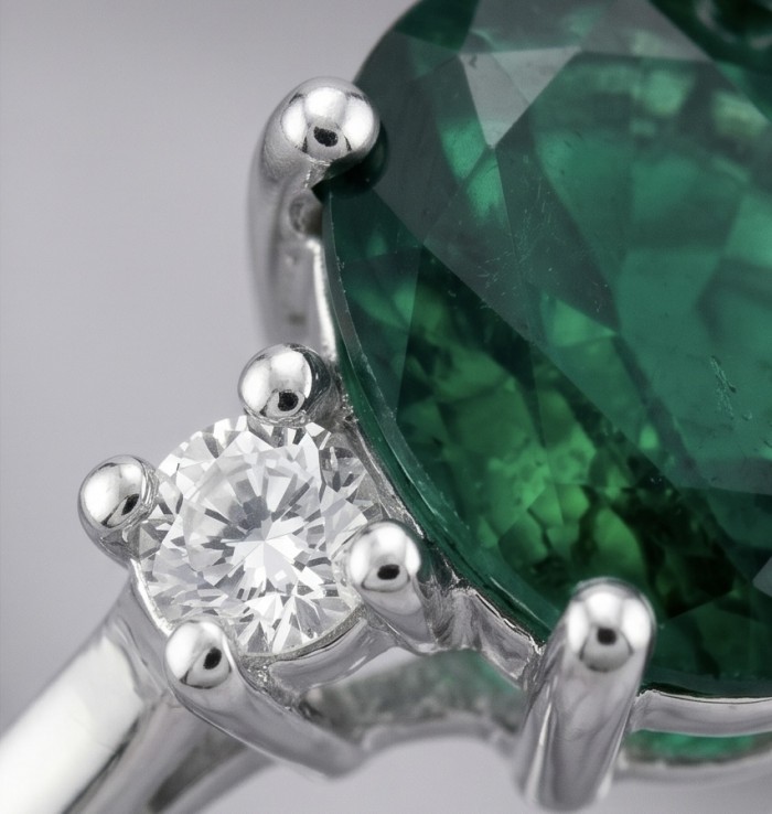 3.4 carat natural Colombian Emerald .925 Sterling Silver handmade Statement Ring size 7 - Close-up of 3.4 carat Colombian emerald and diamond in sterling silver setting