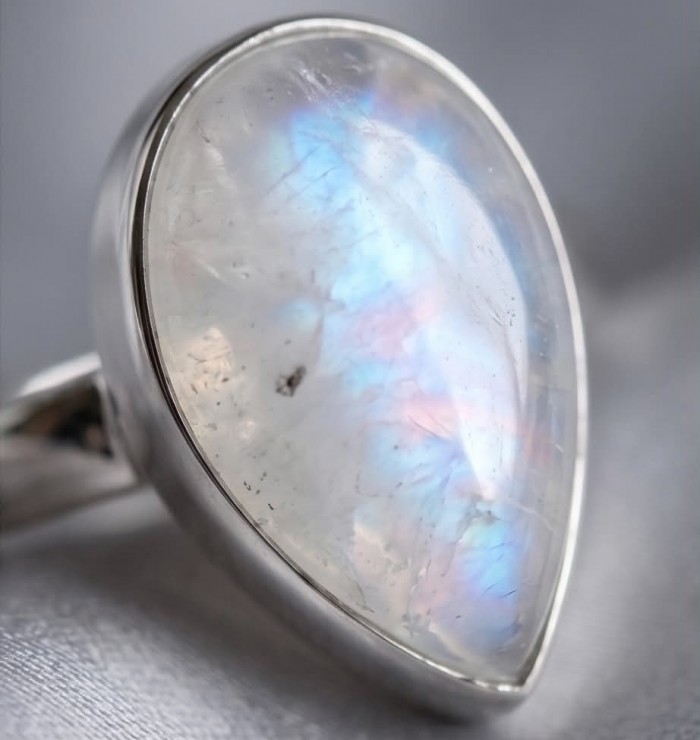 Rainbow Moonstone .925 Sterling Silver handmade ring s. 7 1/2 - Stone close-up of rainbow moonstone in sterling silver ring.