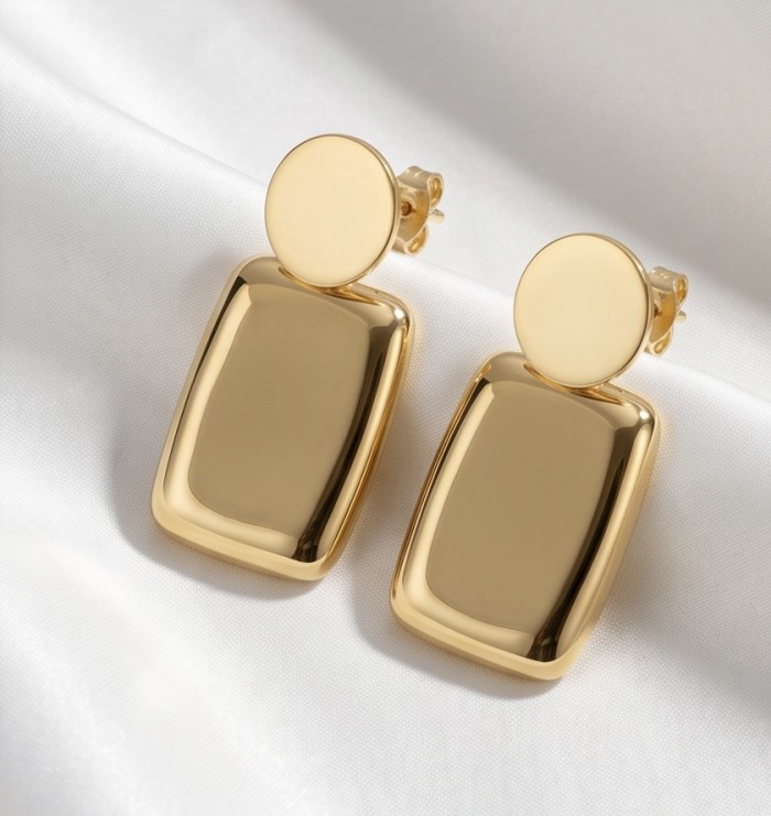 Luxurious Golden tone handcrafted Stylish earrings - photo 4