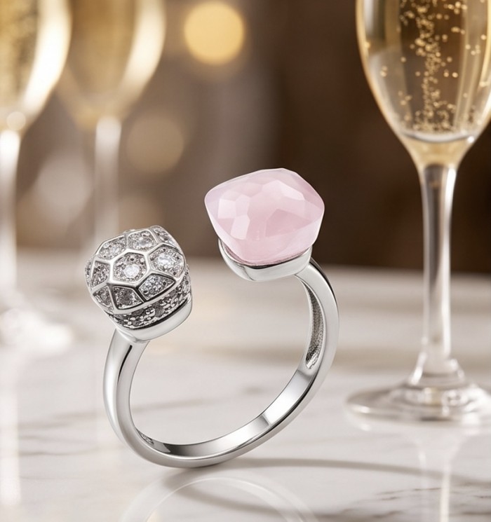 Aphrodite - 2.7 carat Rose Quartz .925 STERLIG Silver handcrafted Soild ring size 7 - Close-up of Aphrodite ring with rose quartz and crystal detail.