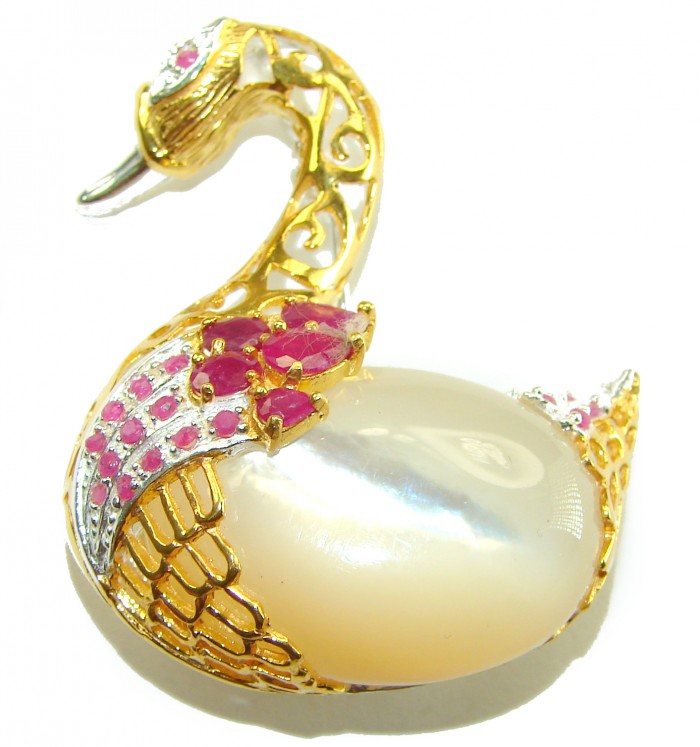 Perfect Swan Blister Pearl Ruby 18K Gold over .925 Sterling Silver handmade Pendant Brooch - Close-up of Perfect Swan Blister Pearl Ruby 18K Gold Sterling brooch.