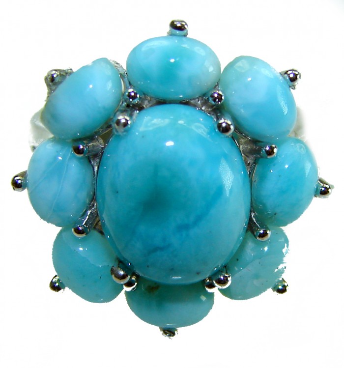 Caribbean Beauty 12.5 carat Genuine Blue Larimar .925 Sterling Silver handmade ring size 7 - Close-up of Caribbean Beauty 12.5 carat Genuine Blue Larimar ring