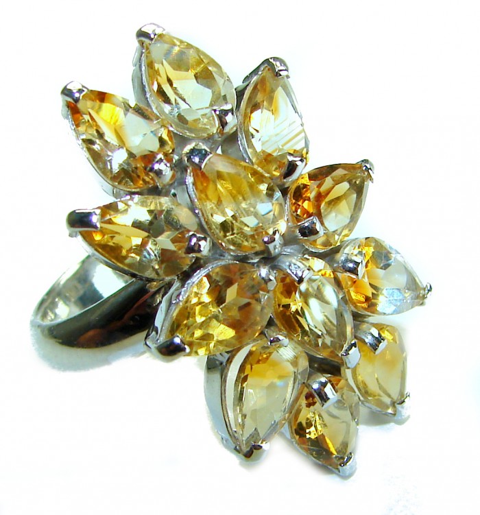 Maria - Magnificent 29.5 carat Golden - yellow Montana Sapphire .925 Sterling Silver handcrafted Ring size 8 - Close-up of golden-yellow Montana sapphire ring, top view.