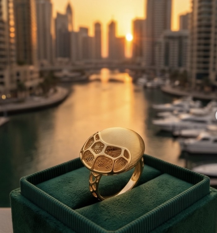Dubai Style .925 Sterling Silver dipped in 22K Gold handmade Large ring size 9 - Gold ring in a box with Dubai skyline at sunset in the background