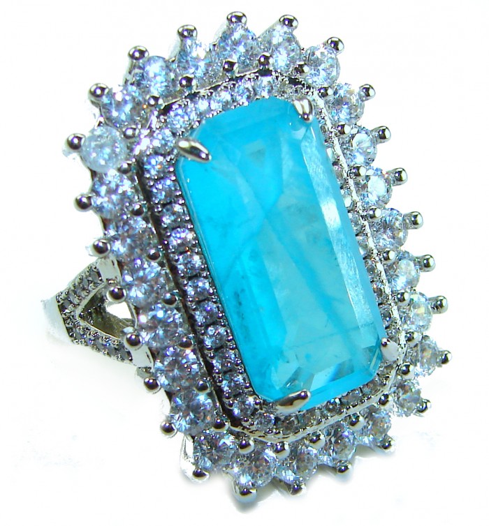 Luxurious baquette Cut 26.5 ctw Paraiba Tourmaline .925 Sterling Silver handcrafted Statement Ring size 8 - Close-up of a luxurious baguette cut Paraiba tourmaline ring.