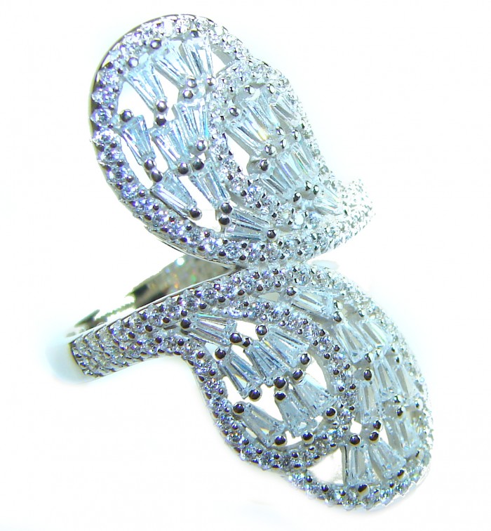 Luxurious 10.8 carat White Topaz .925 Sterling Silver brilliantly handcrafted ring s. 7 1/4 - Luxurious ring close-up showing intricate white topaz details