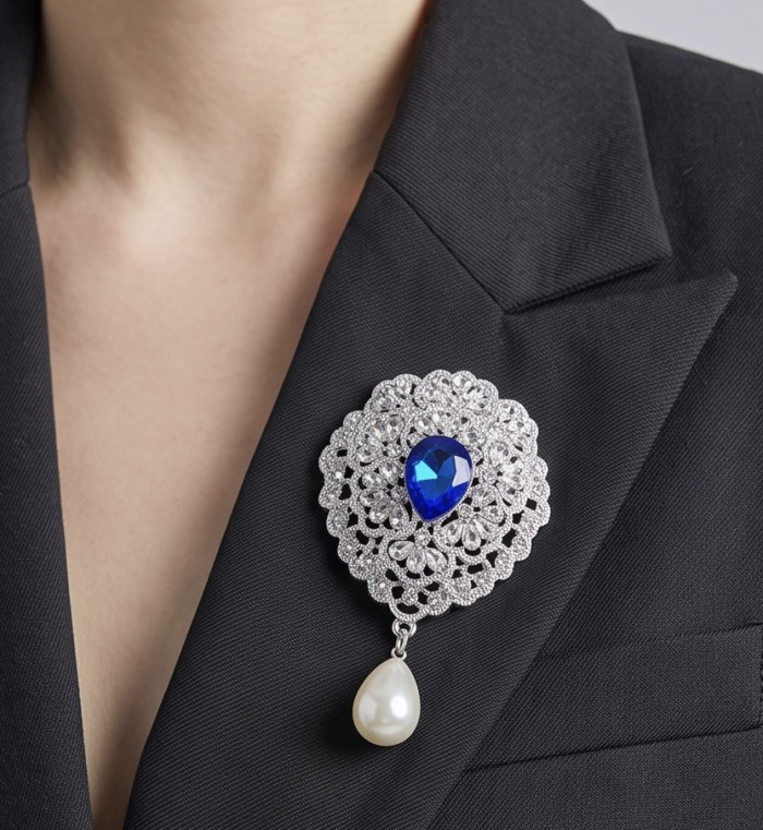 Oceania pear 26.8 carat Topaz Silver Handcrafted Brooch - photo 1