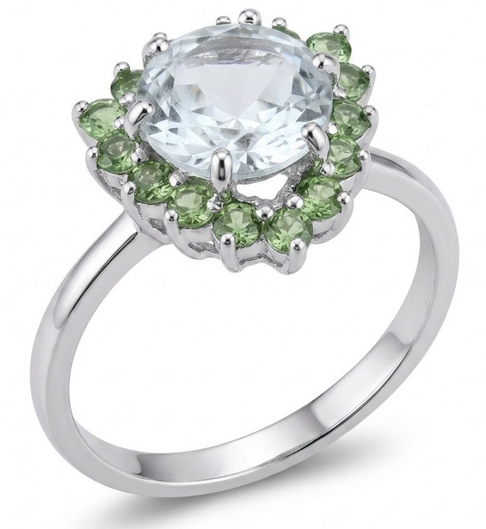 Natural 4.9 carat Green Amethyst Emerald .925 Sterling Silver handmade Statement Ring size 9 - Close-up of sterling silver ring with green amethyst and emerald stones.