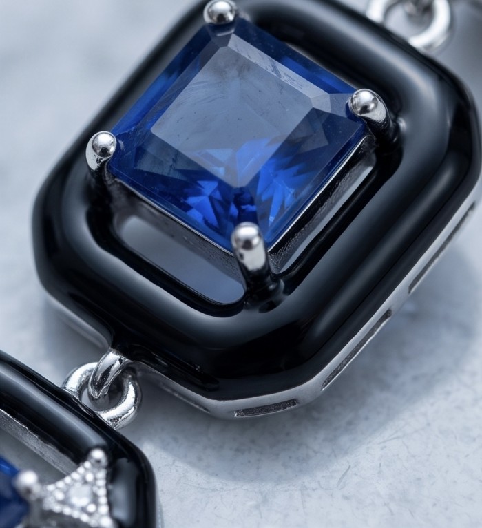 Art Deco 11.5 carat Sapphire black enamel .925 Sterling Silver handcrafted earrings - Close-up of sapphire with black enamel in .925 sterling setting