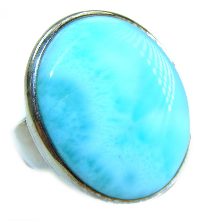 Caribbean Beauty 18.5 carat Genuine Blue Larimar .925 Sterling Silver handmade ring size 10 - Close-up of Caribbean Beauty 18.5ct Blue Larimar ring in sterling silver