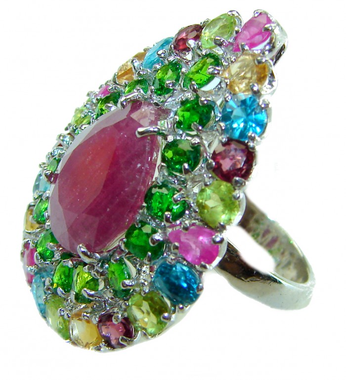 Spectacular Authentic 4.3 carat Ruby .925 Sterling Silver handmade Cocktail Ring s. 5 1/2 - Close-up of colorful gemstone ring in sterling silver setting
