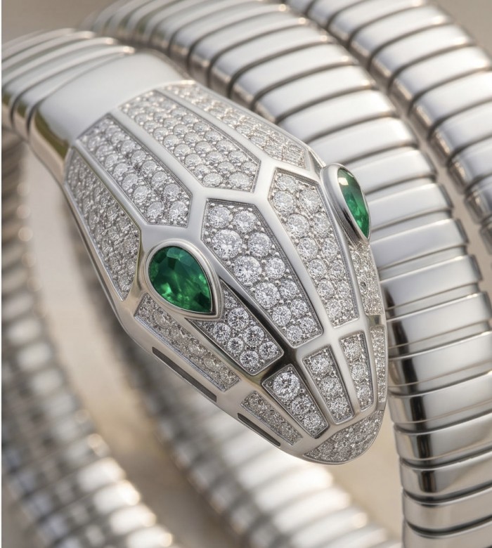 SERPENTINE Precious Snake Genuine 4.2 carat Emerald 925 Sterling Silver handcrafted Bracelet - Close-up of serpentine bracelet with emerald eyes and diamond details.