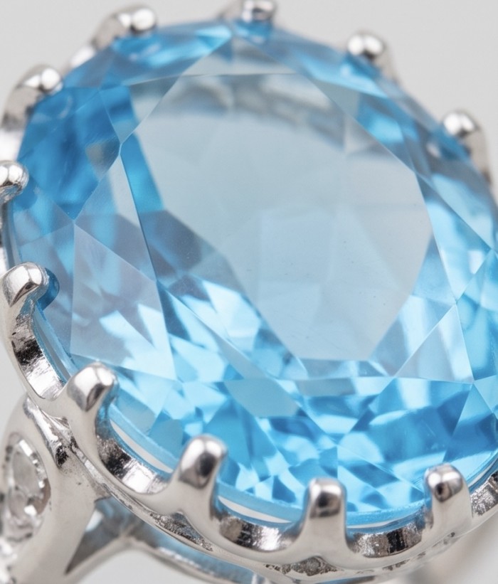 Atlantica 15.8 carat Swiss Blue Topaz .925 Sterling Silver dipped in rhodium handcrafted ring size 7 - Stone close-up of Atlantica 15.8 carat Swiss Blue Topaz in silver setting