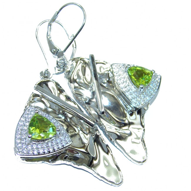 Spectacular Authentic Peridot hammered .925 Sterling Silver handmade earrings