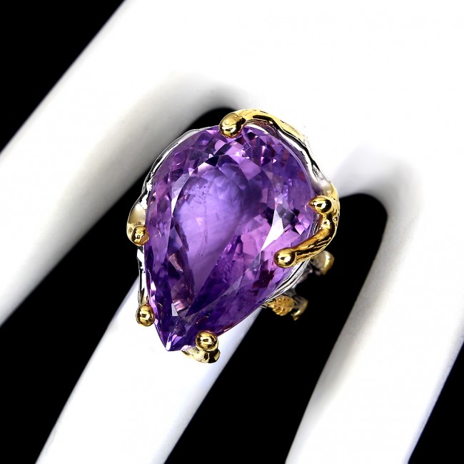 Massive 85ctw authentic Amethyst 18K Gold over .925 Sterling Silver Ring size 7