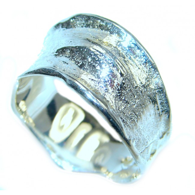 Great Italy made Oxidized hammered Sterling Silver ring; s. 8