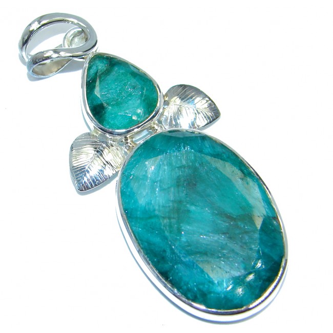 Amazing created Emerald color Quartz Sterling Silver Pendant