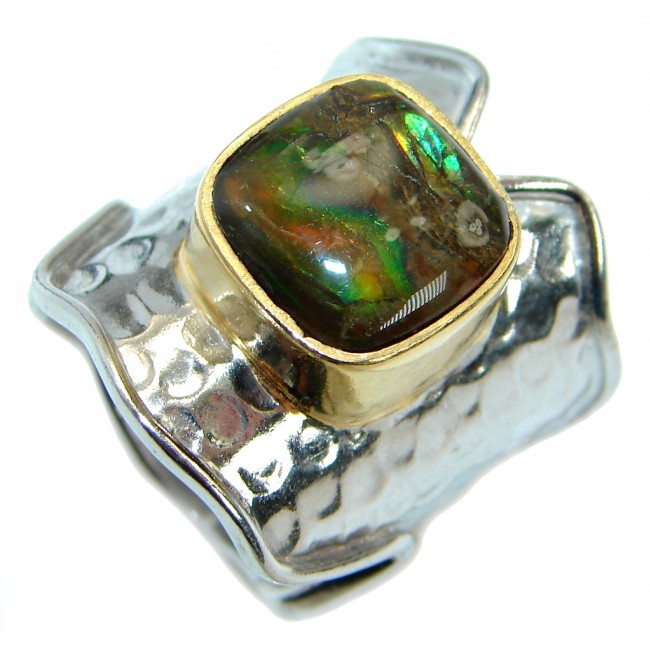 Natural Rainbow Fire Ammolite hammered Two Tones .925 Sterling Silver ring s. 7