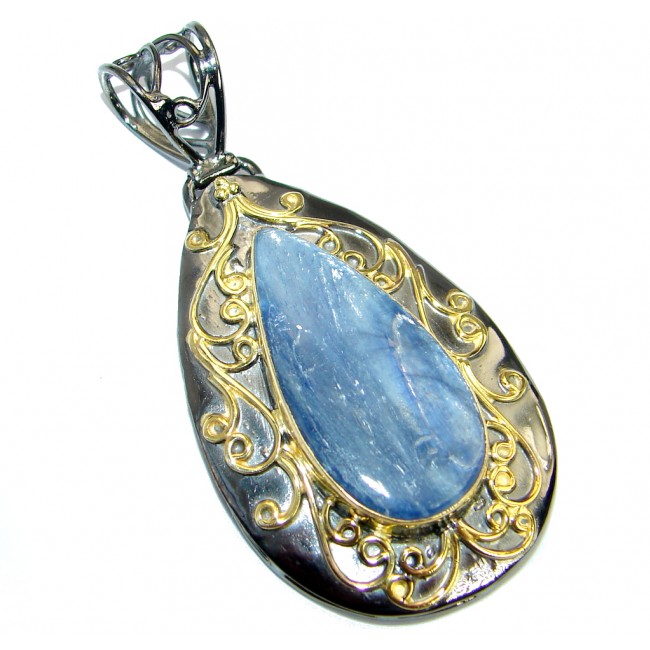 Vintage Design Blue African Kyanite .925 Sterling Silver handmade Pendant