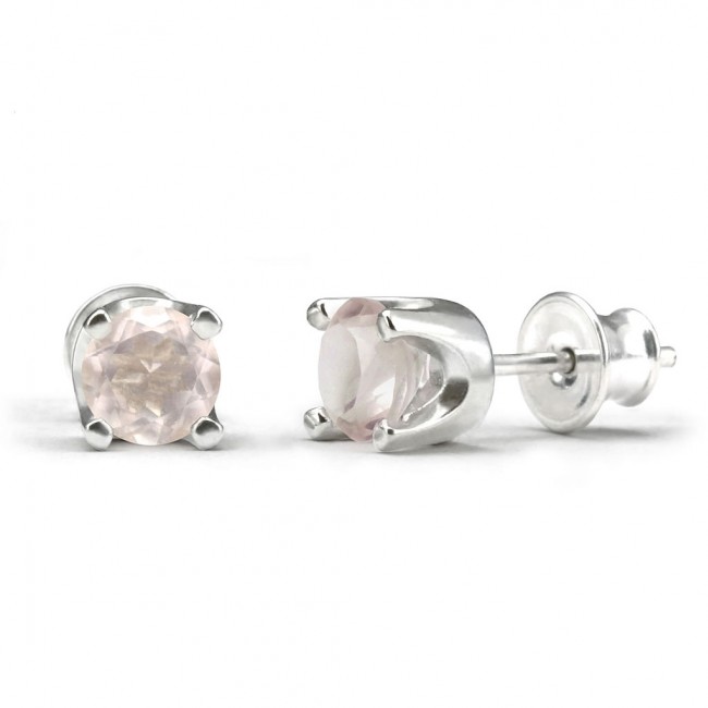 Elegant studs in sterling silver with a rose quartz