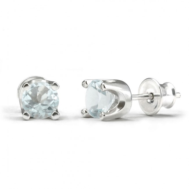 Elegant studs in sterling silver with a blue topaz