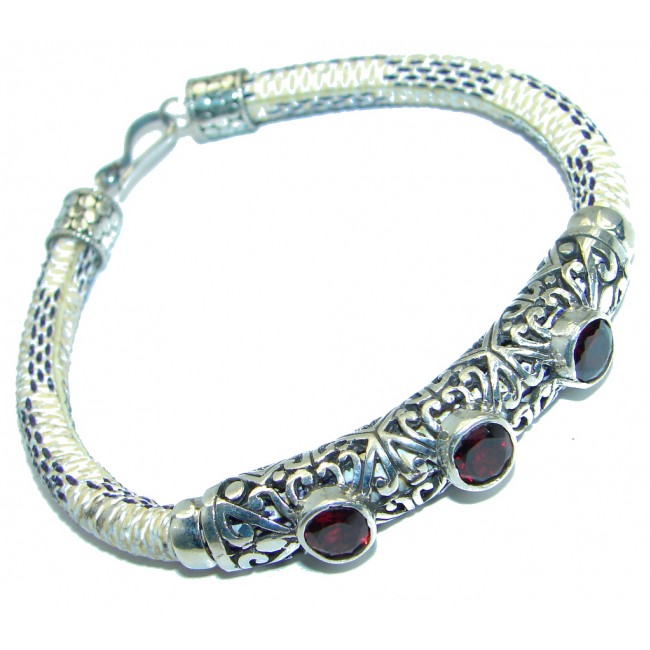 Stunning Garnet .925 Sterling Silver handmade Bracelet