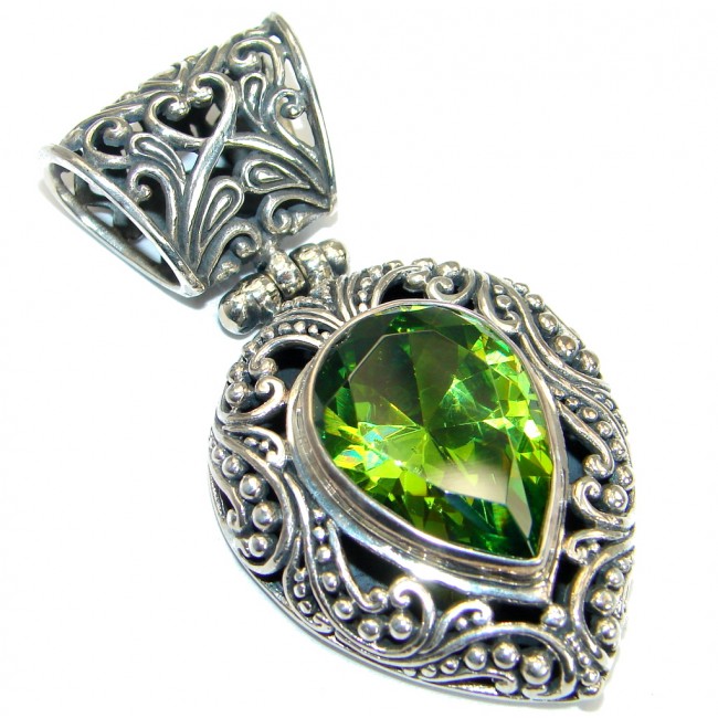 Forget me not Green Topaz .925 Sterling Silver handmade Pendant