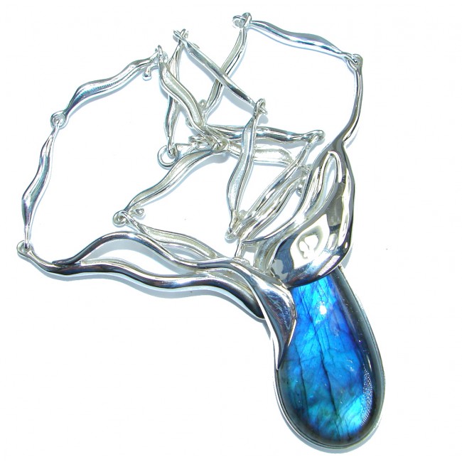 Luxury Design Labradorite .925 Sterling Silver entirely handcrafted necklace