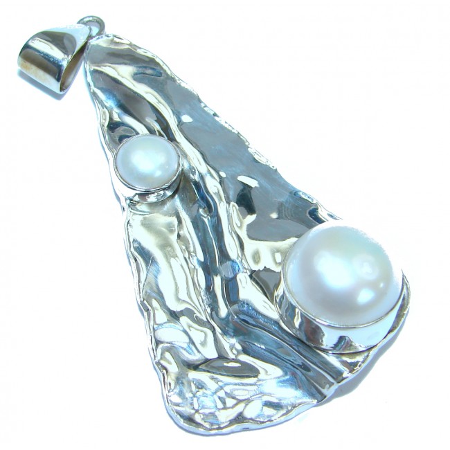 Make a Statment Fresh Water Pearl hammered .925 Sterling Silver Pendant