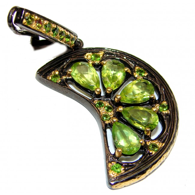 Fresh Lime Beautiful genuine Peridot 18K Gold over .925 Sterling Silver handcrafted Pendant