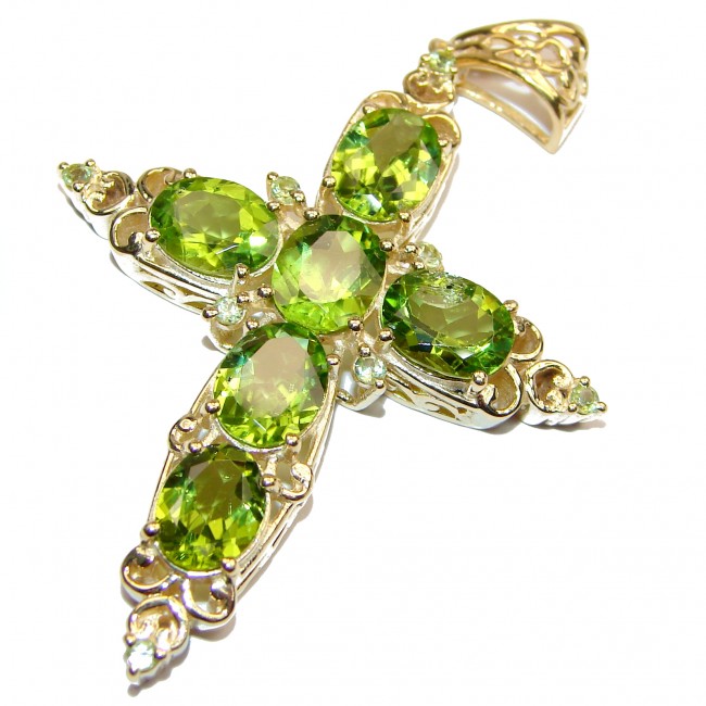 Spectacular genuine Peridot 24K Gold over .925 Sterling Silver handcrafted Pendant