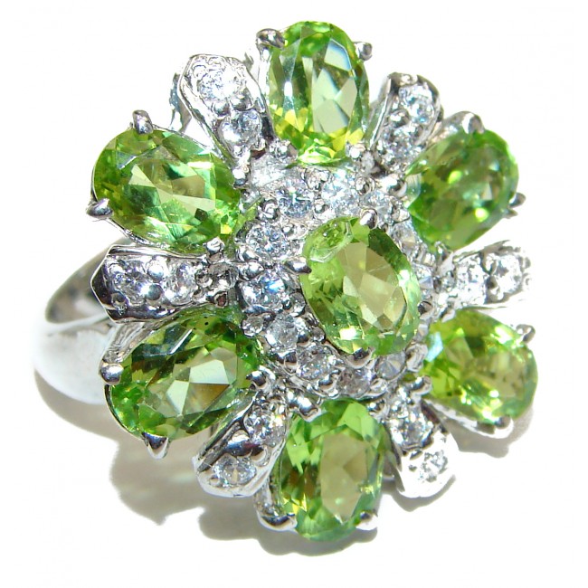Aurora Spectacular Natural Peridot .925 Sterling Silver handcrafted ring size 8