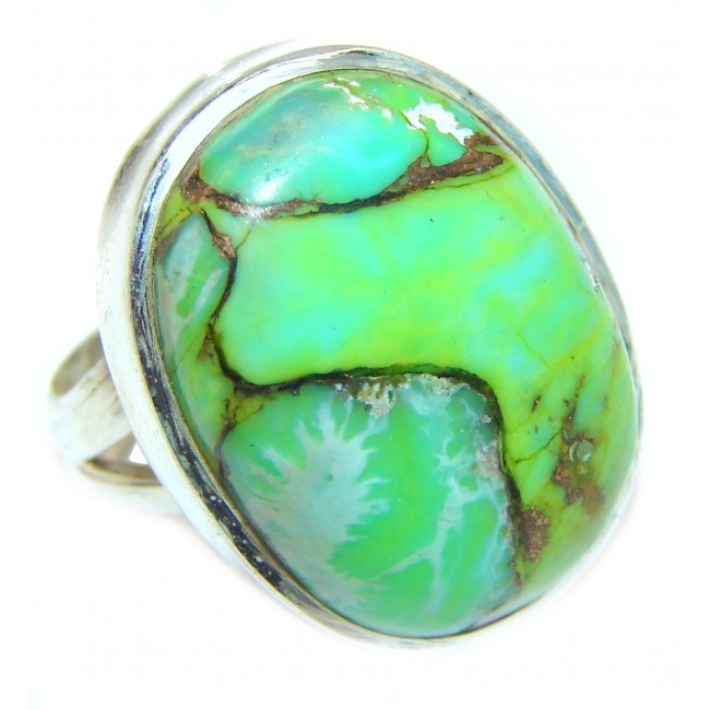 Huge Green Turquoise .925 Sterling Silver handcrafted ring; s. 6