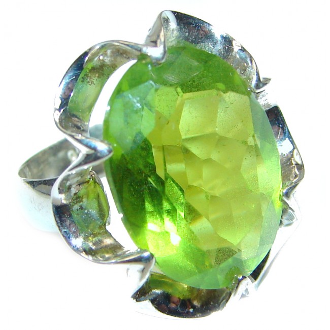 GREEN Quartz .925 Sterling Silver handcrafted Ring Size 6 1/4